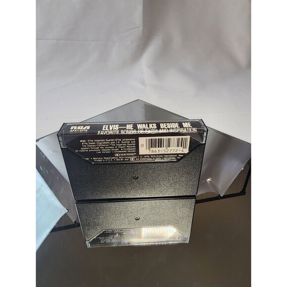 ELVIS PRESLEY Cassette Tape HE WALKS BESIDE ME Favorite Songs Faith Inspiration - Picture 2 of 3